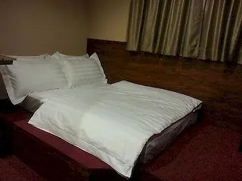 Shanghai Hotel Kowloon  2*, Kowloon (Hong Kong)